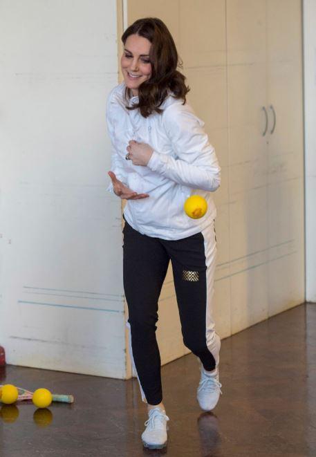 Ești însărcinată și vrei să te menții în formă? Urmează exemplul Ducesei de Cambridge, Kate Middleton