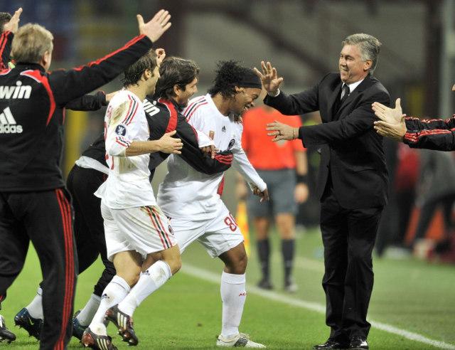 Niște legende, despre o legendă! Messi, Maradona, Casillas și Lampard îl descriu pe Ronaldinho: ”A fost unic pe teren! Un fotbalist de pe altă planetă!”