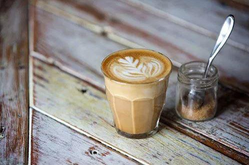 Ce zodie ești, că să îți spun care-i cafeaua ta preferată!