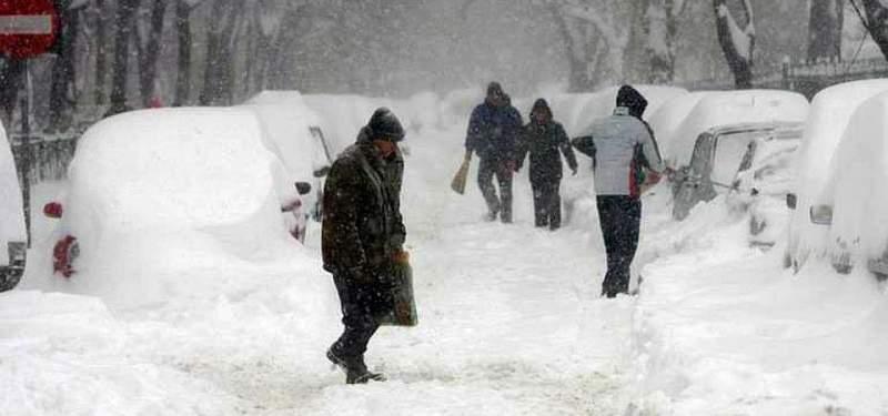Rom&acirc;nia, sub Cod galben de ninsori! Meteorologii au anunțat că viscolul ne va aduce probleme mari!