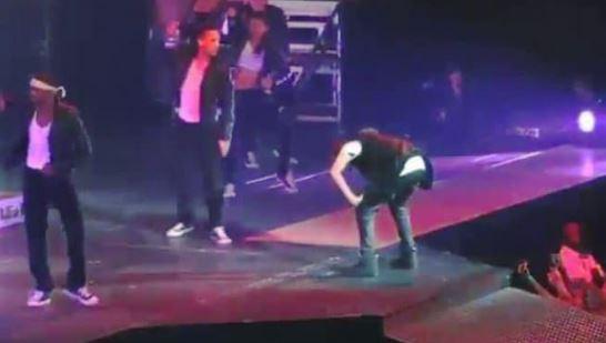 Cele mai jenante momente prin care au trecut vedetele de la Hollywood! Angelina Jolie, prea multe gogoși?