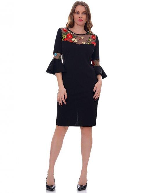 Ce purtăm în 2018 – rochiile care fac furori