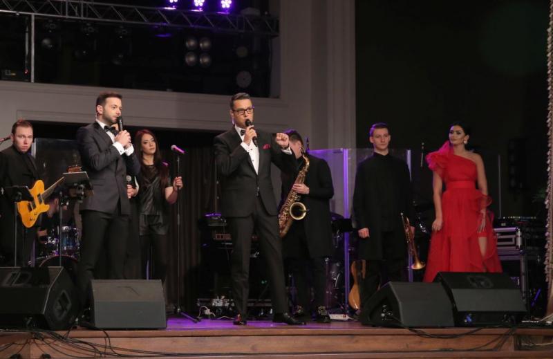 Diseară, de la ora 19.30, Antena Stars decernează ”Premiile showbiz-ului românesc”