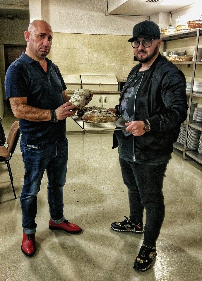 Surpriză uriașă pentru Chef Cătălin Scărlătescu! Fostul semifinalist Iulian Mitea i-a pregătit ceva special!