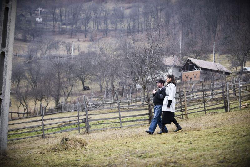 Alina Pușcaș și Cornel Păsat au căutat cele mai frumoase și harnice fete din Transilvania, alături de Mircea Radu