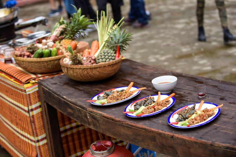 Indicii pierdute, accidente înspăimântătoare și o primă echipă eliminată la „Asia Express”! Aventura continuă pentru vedete!