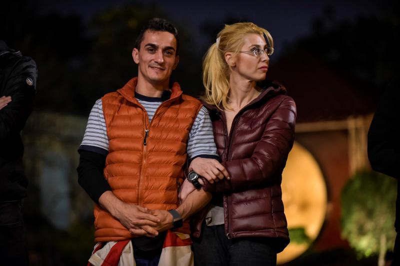 Indicii pierdute, accidente înspăimântătoare și o primă echipă eliminată la „Asia Express”! Aventura continuă pentru vedete!