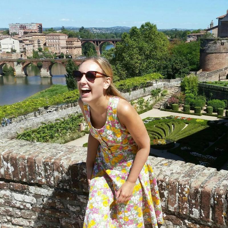 O tânără din Londra a postat pe contul ei de Facebook un mesaj nemaipomenit! Postarea fetei i-a adus bărbatul visurilor ei! Tu i-ai urma exemplul?