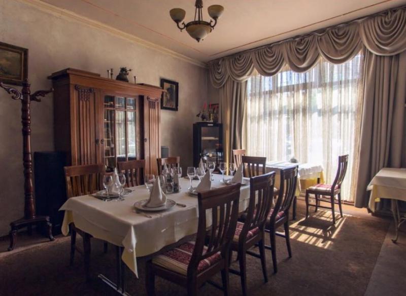 Restaurante la mare căutare. Cele mai cunoscute în București