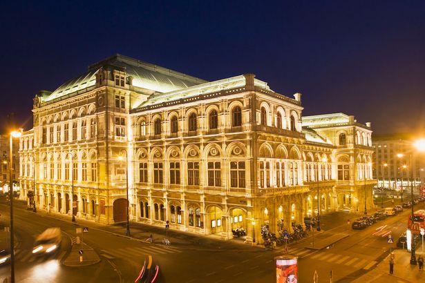 Top 5 cele mai romantice city break-uri de Valentine`s Day