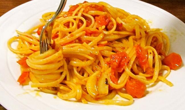 Câteva feluri de alimente pe care nu le mâncăm corect