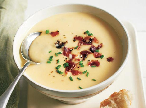 Tu ții post de Paște? Supa cremă de cartofi este ideală pentru tine. Ușor de preparat!