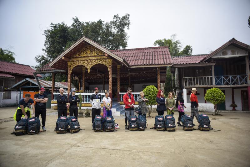 Bun venit în Laos! Drumul Dragonului din "Asia Express" continuă la cald! Concurenții au dat hainele jos: „Mă simt ca la Arsenie Boca!”