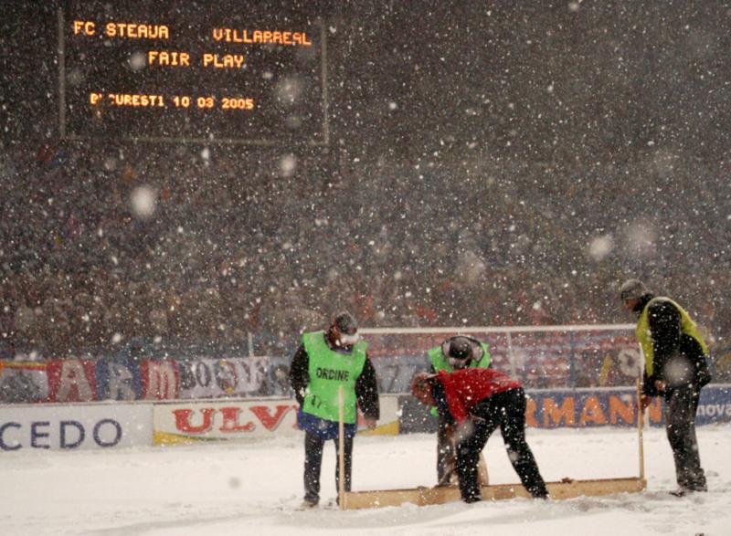 GALERIE FOTO: Cum arată, sub zăpadă, cele mai faimoase stadioane ale Europei: Santiago Bernabeu, San Siro, Old Trafford sau Emirates