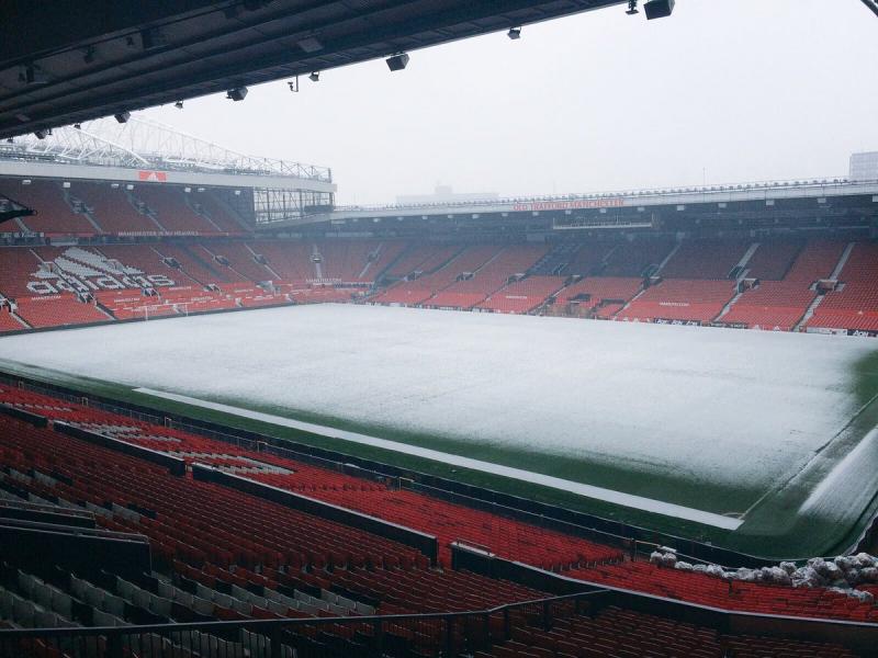 GALERIE FOTO: Cum arată, sub zăpadă, cele mai faimoase stadioane ale Europei: Santiago Bernabeu, San Siro, Old Trafford sau Emirates