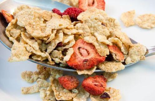 Cinci alimente pe care nu trebuie să le mai consumi dacă ești constipat. Ciocolata se numără printre ele