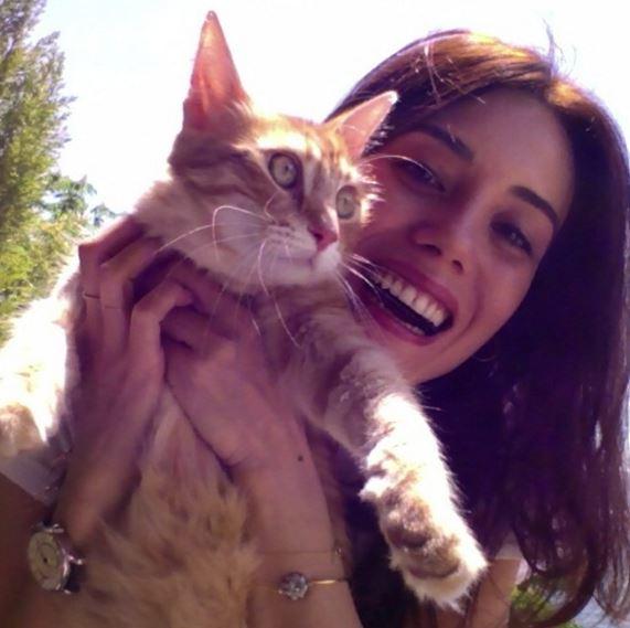 Drama neştiută a lui Zanyep (Cansu Dere), protagonista serialului turcesc ”Mama”!