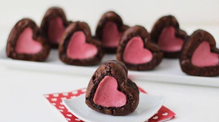 Cinci gustări delicioase pe care mămicile trebuie să le includă în meniul prichindeilor! Nu le rata!