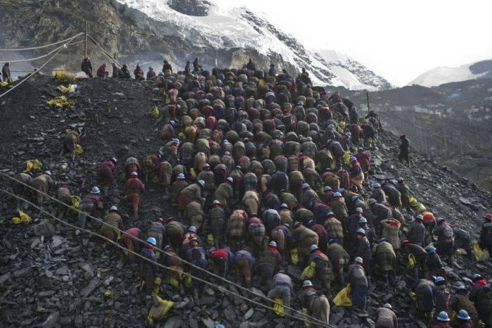 Povestea orașului situat la 5.100 metri altitudine. Ai fost vreodată pe Vârful Moldoveanu? În La Rinconada e ca și cum ai trăi pe un munte de două ori mai înalt