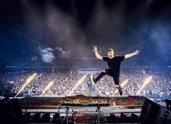 Veste senzațională pentru iubitorii de UNTOLD!! Primii artiști confirmați la marele festival -  The Prodigy, Armin van Buuren, dar și alte nume celebre