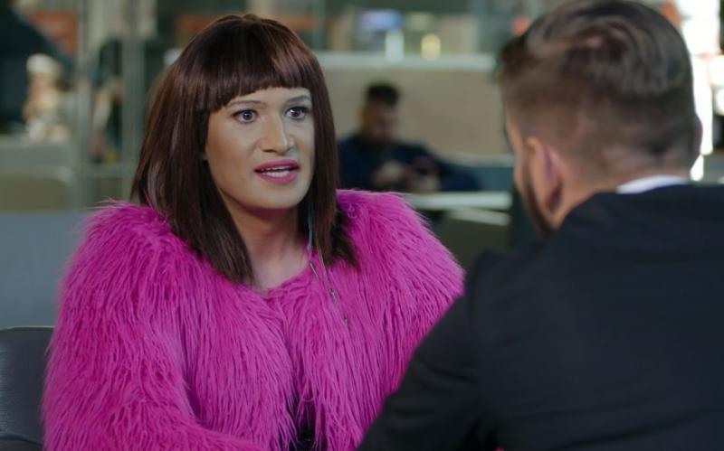 A treia ediție a show-ului ”În puii mei” ne-a făcut să râdem cu gura până la urechi! Naomi, Victoraș Micula, Hagi, printre personajele parodiate