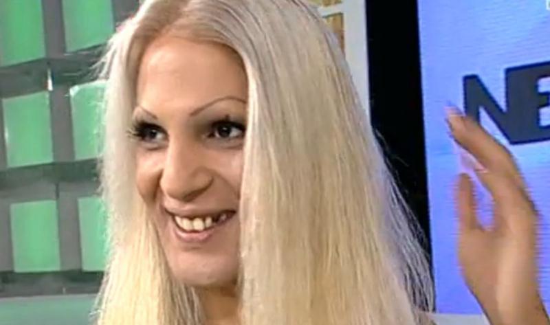 Cum arată transsexualul Naomi acum! S-a stabilit de mai mulți ani în Elveția unde are o viață lipsită de griji