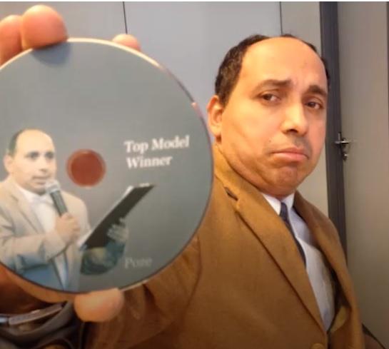 Nimeni nu-l mai recunoaște pe stradă! Gigel Frone, omul-orchestră, este TOTAL SCHIMBAT. Cum arată acum celebrul cântreț!