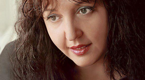 Simona Catrina (22 octombrie 1967 - NICIODATĂ) Jurnalista își găsise fericirea: Imagini emoționante din timpul unui interviu realizat în 2014