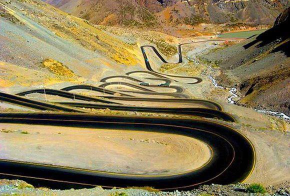 DRUMURILE MORŢII! Cele mai fascinante și periculoase şosele din lume