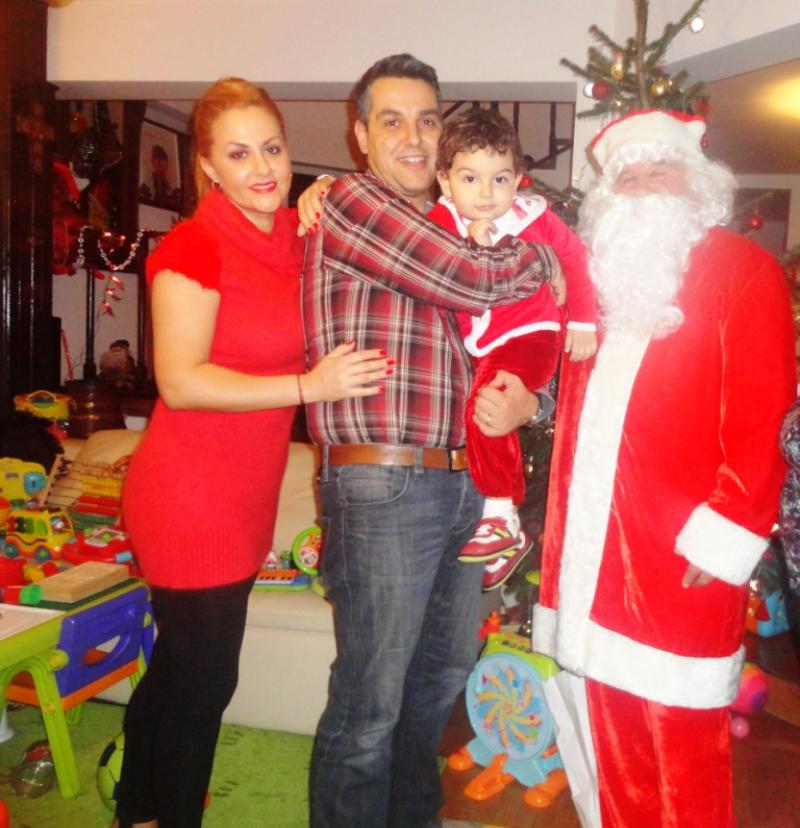 Cristi Oana Si Teddy Au Parte De Cel Mai Frumos CrÄciun Star News Antenastars Ro