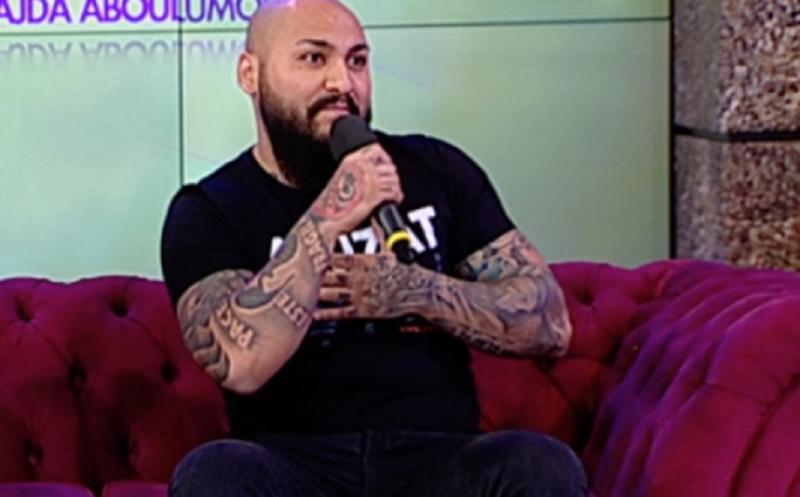 Dani Mocanu A DezvÄluit ReÅ£eta Succesului Cum Reuseste SÄ Fie Mereu In Topuri Trebuie SÄ Le Dai Ceva Diferit Mai Vulgar Video Agentul Vip Antenastars Ro
