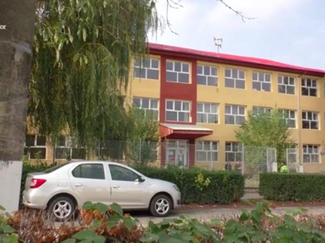 Alertă La O Scoală Din Bocsa Judeţul Caras Severin După Ce Cațiva Copii Au Venit Cu O Grenadă La școală