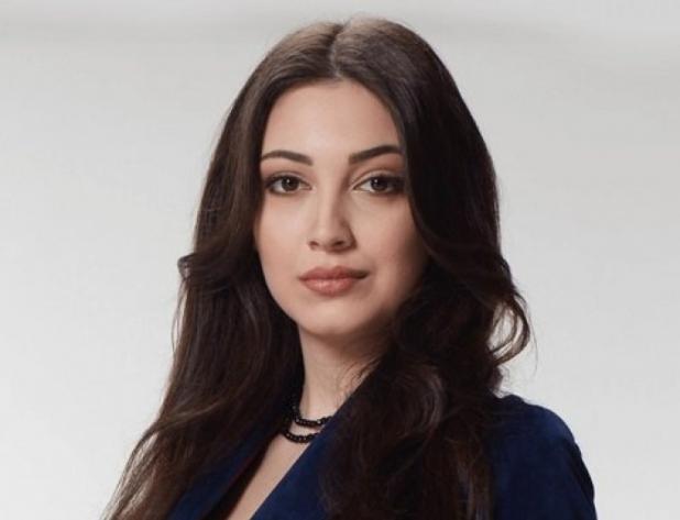 Părinții Au Trimis O Să Ia Lecții De Pian Dar Ea A Ales Actoria și Acum Joacă In Serialul ține Mă De Mană Happy Films Happy Channel