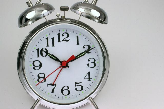 Trece La Modul Imperativ Verbul Din Replica Regelui La noapte vom trece la ora de var?! Efectele acestei schimb?ri sunt