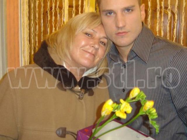 Foto Vezi Cum Arata Mama Fiul Secret Al Lui Catalin Botezatu Antena 1