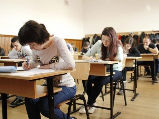 Rezultate Bac 2015 Toamnă Edu Ro Incepe A Doua Sesiune A Bacalaureatului Iată Calendarul Examenului Si Cand Vor Fi Afisate Rezultatele Antena 1