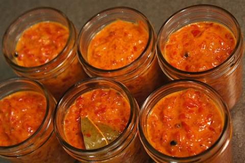 Rețeta De Zacuscă Cu O Vechime De Peste 100 De Ani Pe Care Puține Gospodine O Cunosc