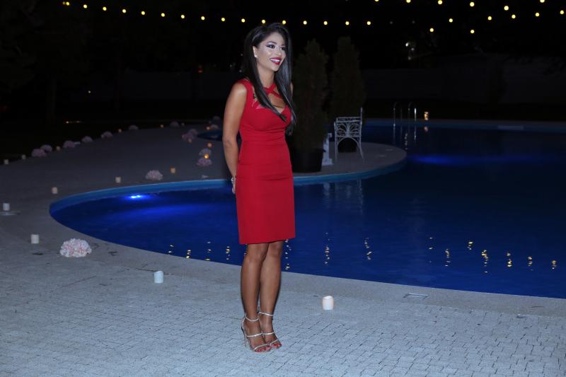 Nasrin, prezentatoarea matinalului de weekend de la Antena Stars, cerută în căsătorie într-un mod inedit: ”Nu înţelegeam de ce trebuie să facem poze în frig”