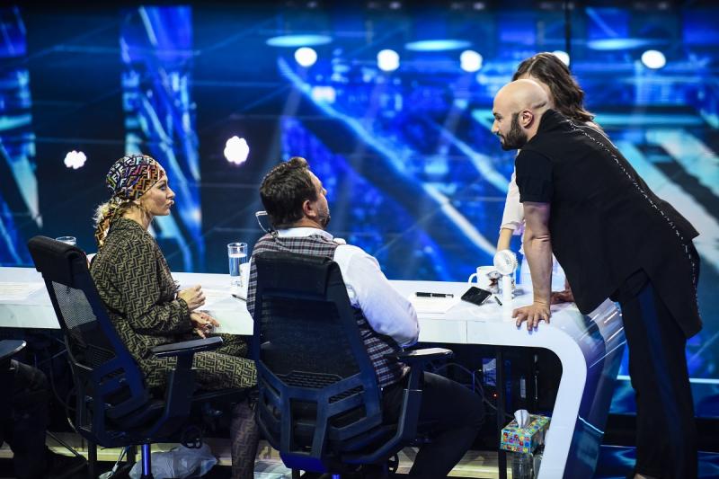 Bendeac, pe scena “X Factor”: “Toatã viaţa am susţinut cã dragostea nu trebuie sã se întâlneascã niciodatã cu lucrurile profesionale!”