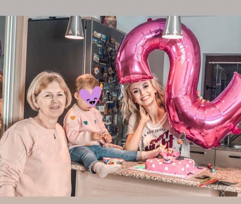 Fericire mare pentru mămica Andreea Bălan! Micuţa Ella Maya a împlinit 2 anişori! Vezi cât de frumos au sărbătorit