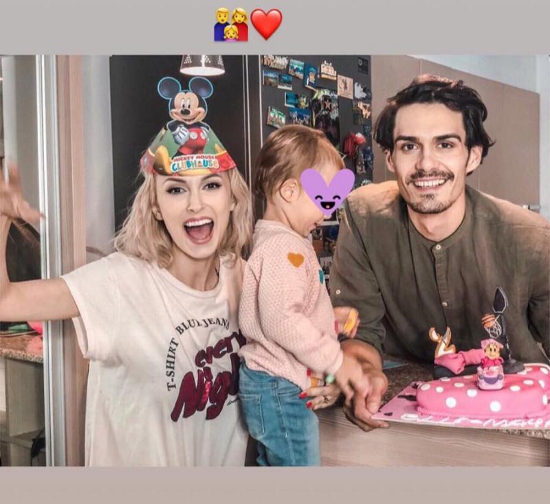 Fericire mare pentru mămica Andreea Bălan! Micuţa Ella Maya a împlinit 2 anişori! Vezi cât de frumos au sărbătorit