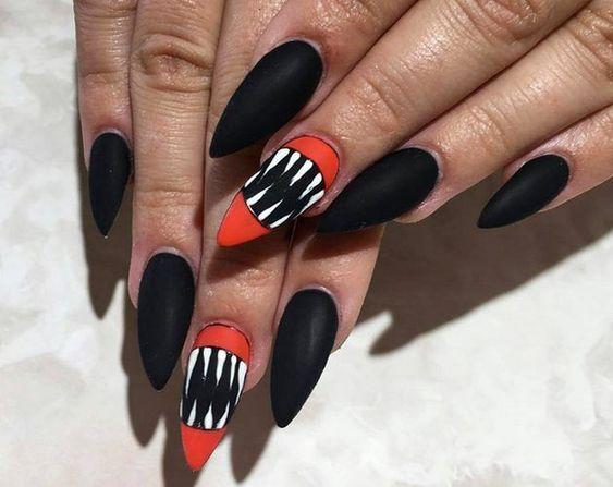 Halloween 2018. Top 5 modele de unghii pentru Halloween