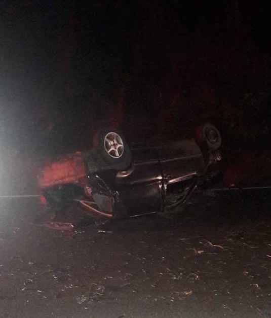 Fără permis, dar la volan! A izbit din plin maşina în care se aflau doi nevinovaţi. Un bărbat a murit în urma impactului nimicitor