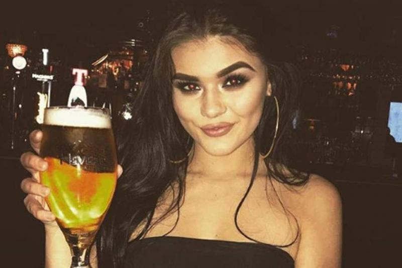 TRAGEDIE în lumea modei! Un celebru model a murit SUBIT la 21 de ani la doar câteva luni după moartea mamei sale. Vezi ultimele imagini cu ea în viață