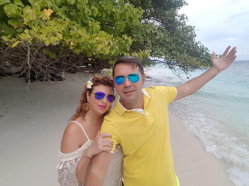 Mihaela Borcea, în culmea fericirii după ce Cristi s-a căsătorit cu Valentina Pelinel! A făcut publice primele imagini cu partenerul ei de viață: ”Iubesc!”