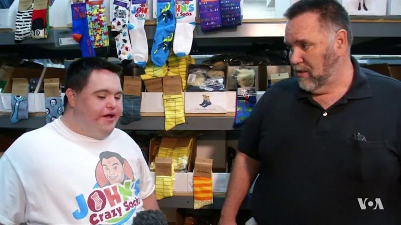 Are Sindrom Down și conduce un business uriaș de 6 milioane de dolari la doar 22 de ani! John a reușit să transforme imposibilul în posibil. O lecție de viață pentru milioane de oameni