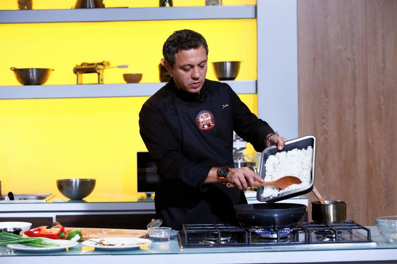 Chefi la cuțite, premiera sezonului 6. Reguli noi pentru Scărlătescu, Dumitrescu și Bontea