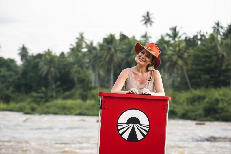 Cursa prin Asia Express a început! Gina, Liviu şi Andrei, primele impresii despre Sri Lanka