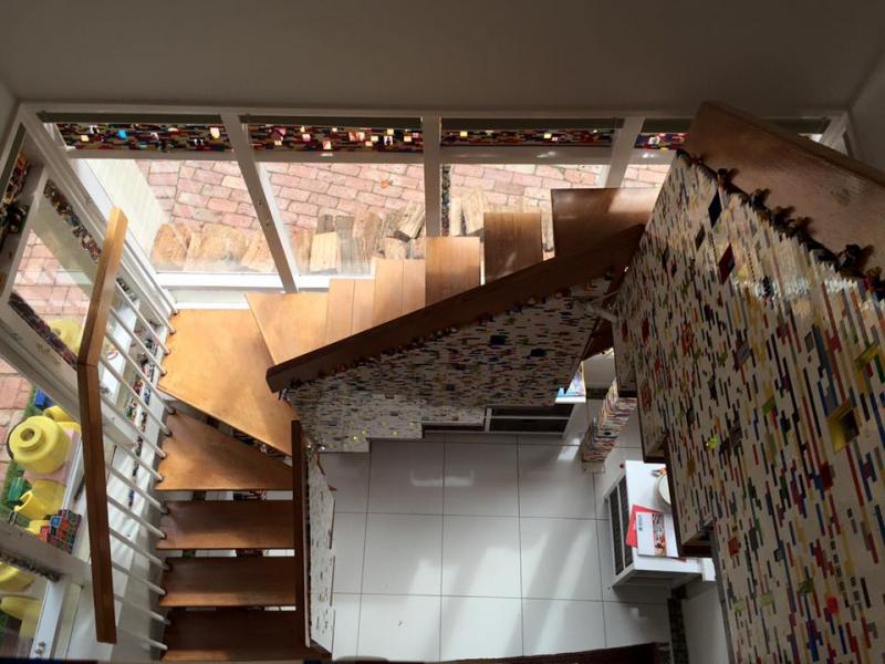 Un cuplu și-a construit o casă din milioane de piese Lego! Cum arată locuința