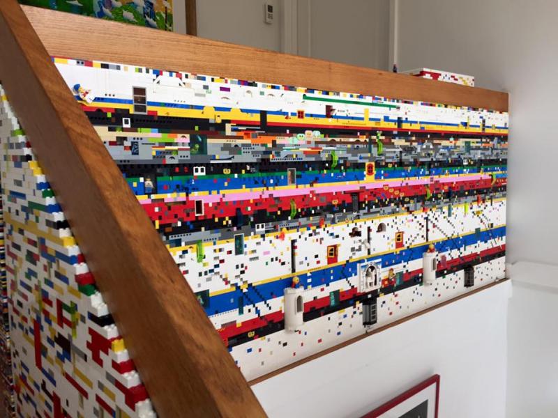 Un cuplu și-a construit o casă din milioane de piese Lego! Cum arată locuința